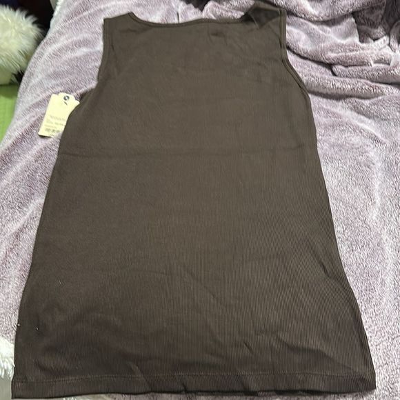 St John’s Bay Tank Top - Picture 6 of 11